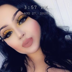 Meet your Posher, Liz